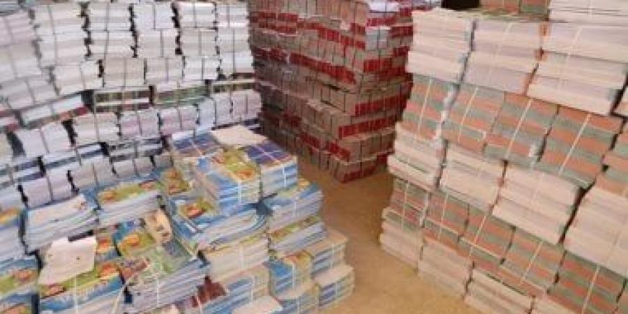 ضبط 1400 كتاب روائى وأدبى بدون تصريح