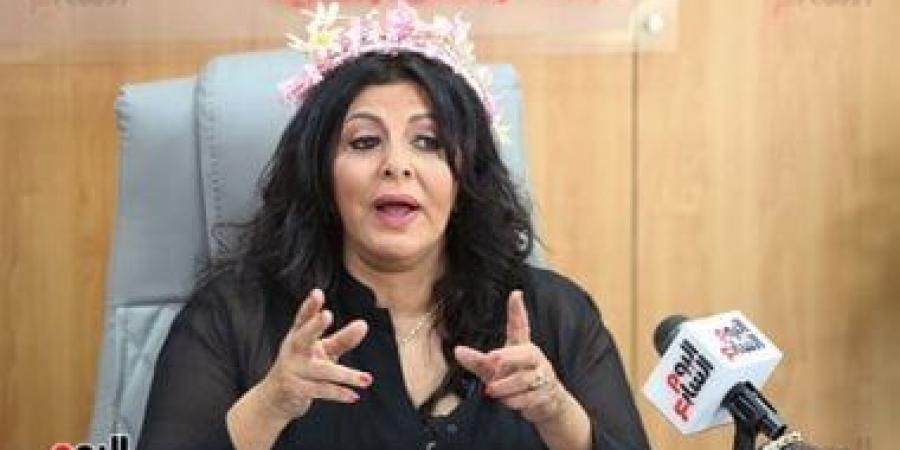 تأجيل محاكمة مساعدة الفنانة هالة صدقى بتهمة الابتزاز لجلسة 22 يناير